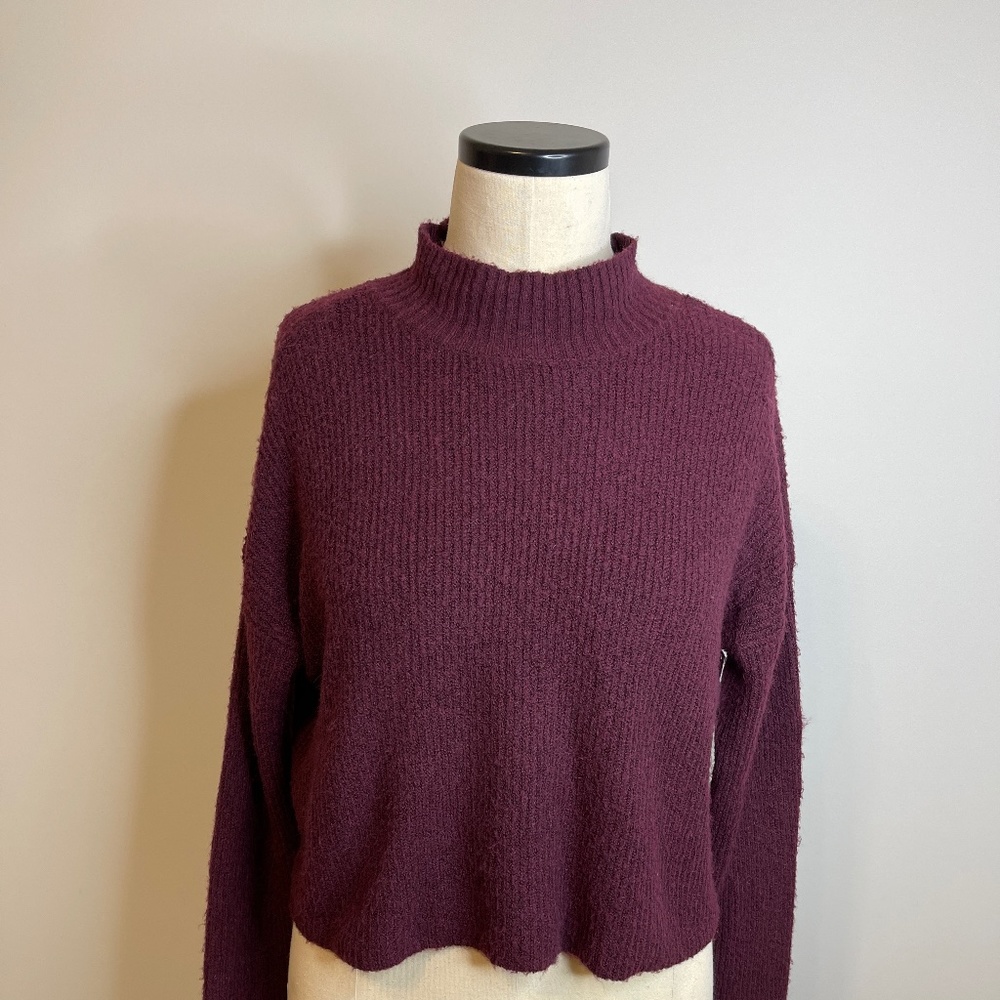 Sweater with Long Sleeves Size M